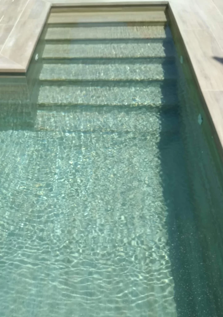 [ACABADOS Y CALIDADES]